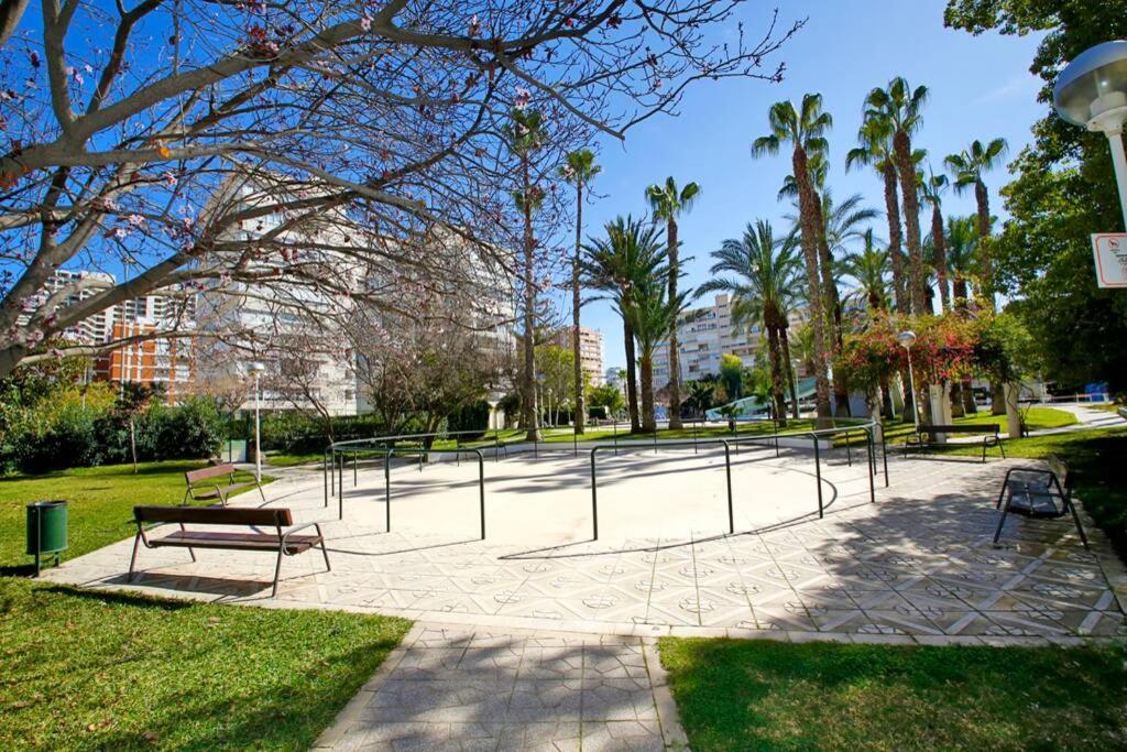 Garden Apartment With Pool And Ac Alicante Zewnętrze zdjęcie