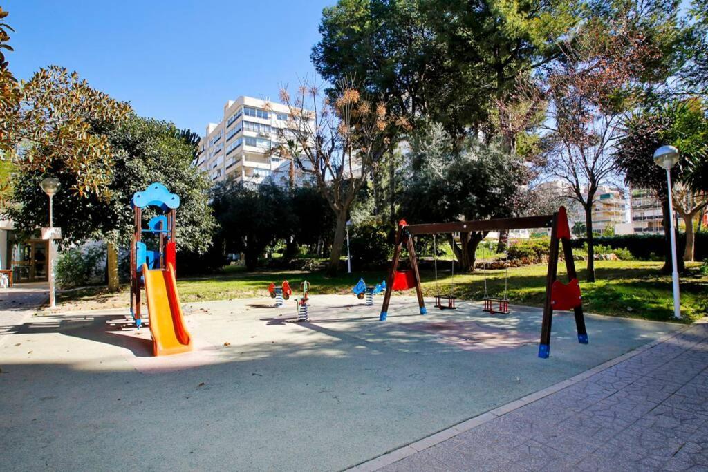 Garden Apartment With Pool And Ac Alicante Zewnętrze zdjęcie